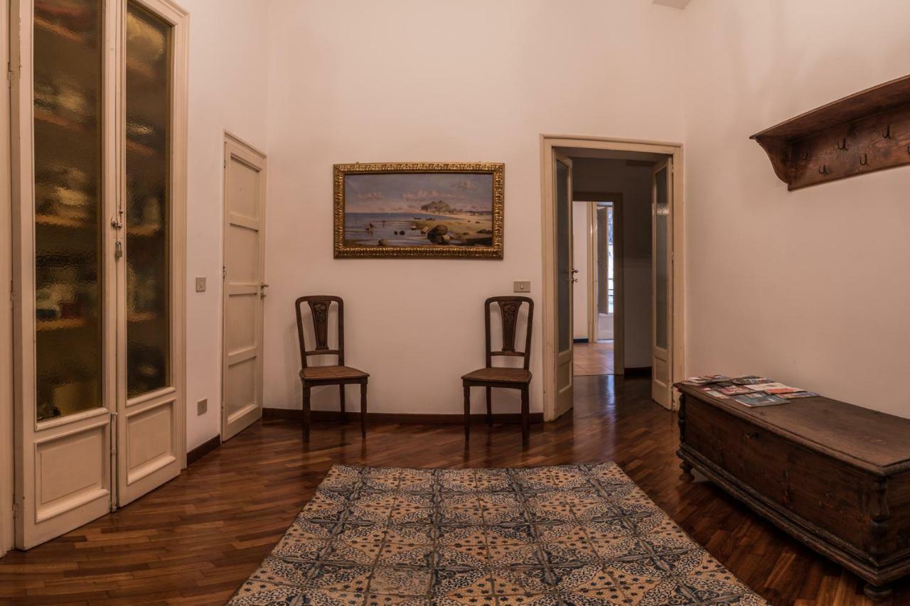 Appartamento Palazzo Pace Al Cassaro Palermo Exterior foto