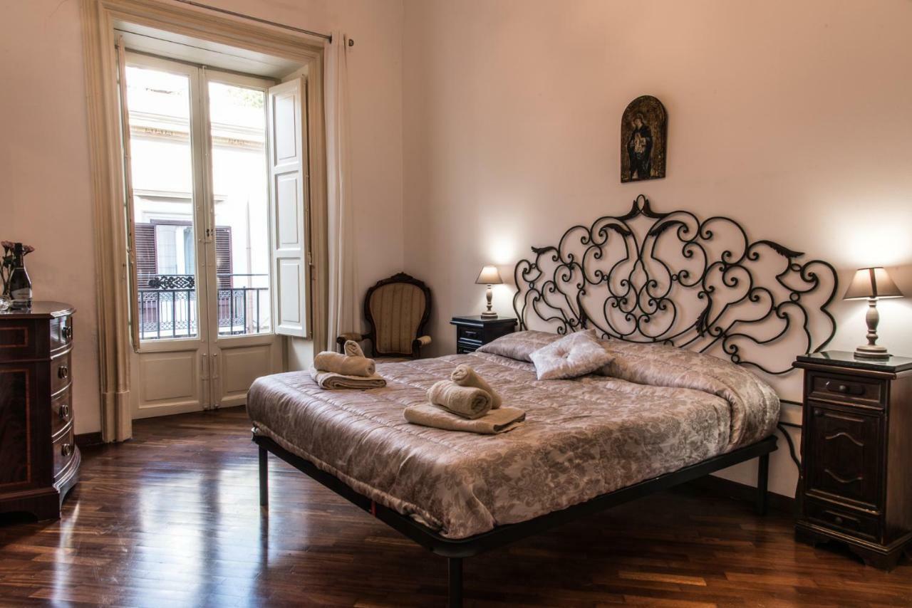 Appartamento Palazzo Pace Al Cassaro Palermo Exterior foto